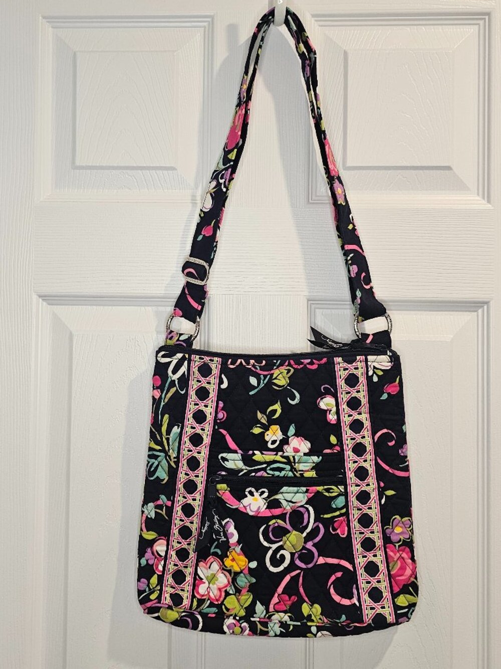 NWOT Vera BRadley Hipster Ribbons